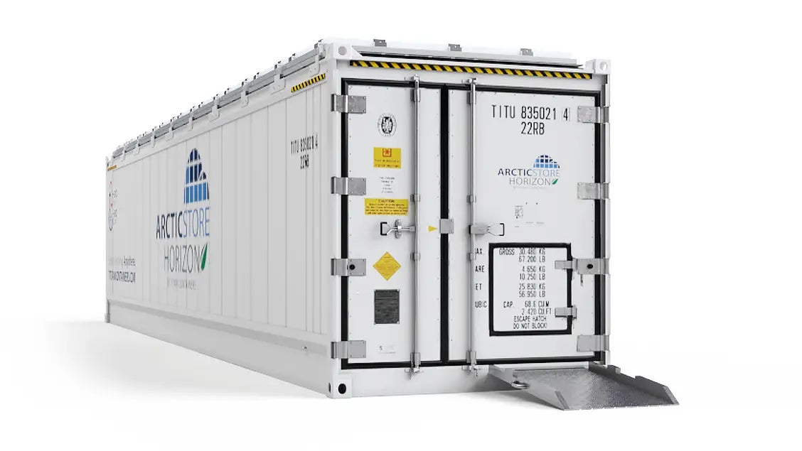 40ft arcticstore horizon frontview with solar panels.webp