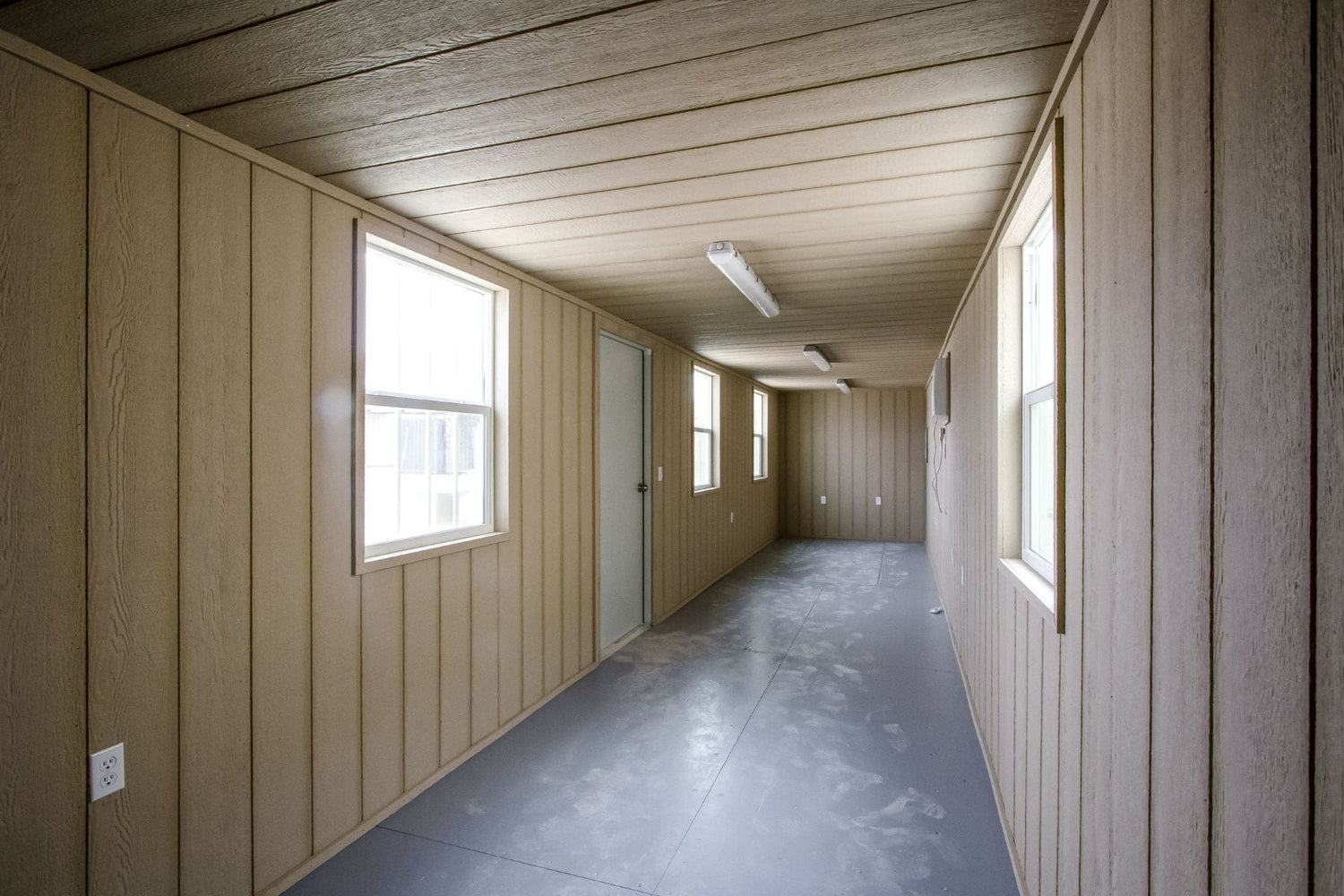 40ft Mobile Office Shipping Container with Bathroom (40STMOB)