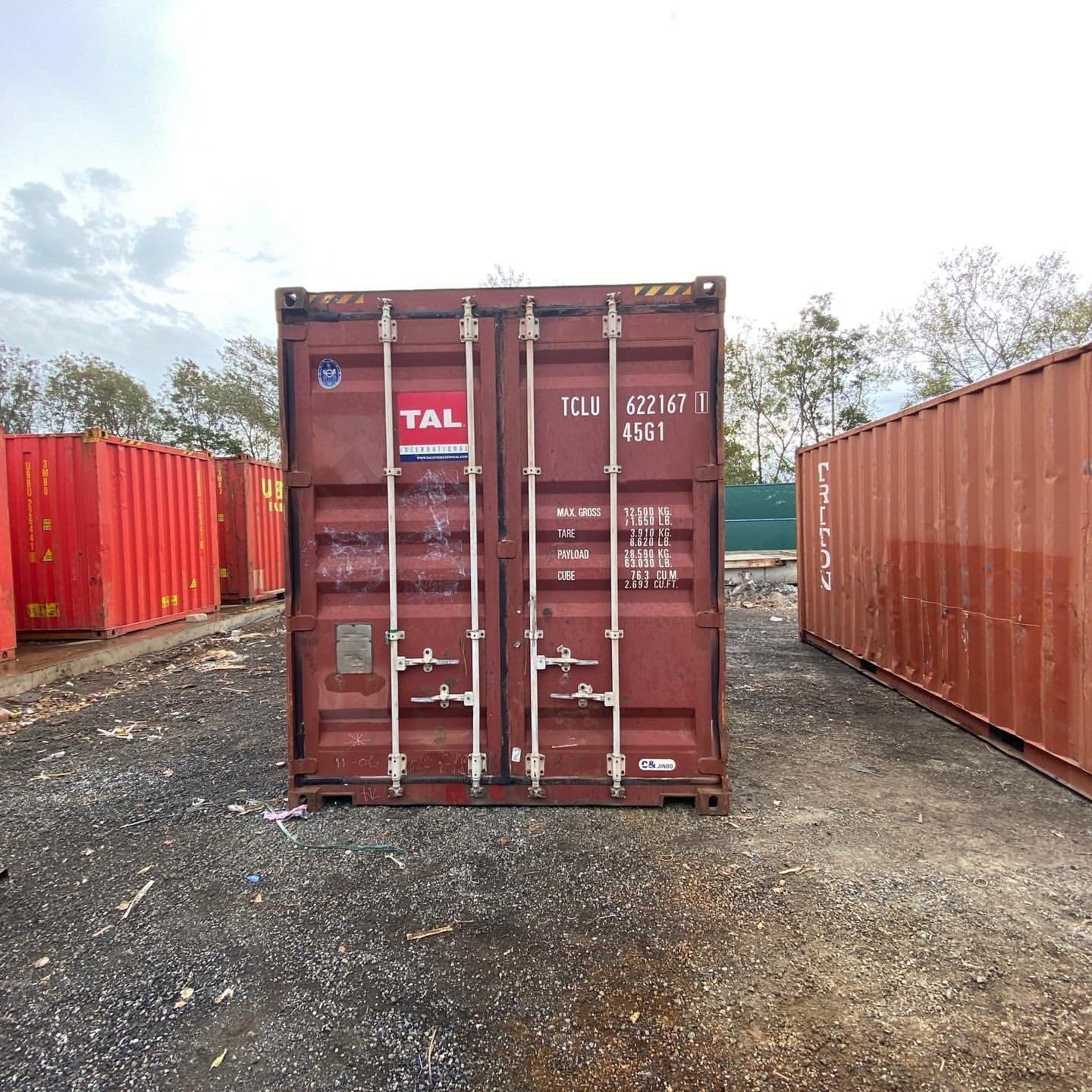 Clean 40ft Shipping Container.