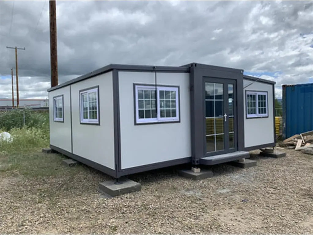 Modern extendable prefabricated house 5.5 x 6 m with wardrobe, exquisite and modern design, for living and working