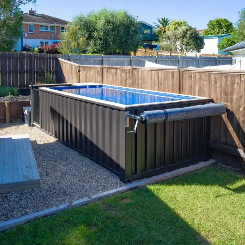 40-foot outdoor shipping container pool, mobile prefabricated modified container pool