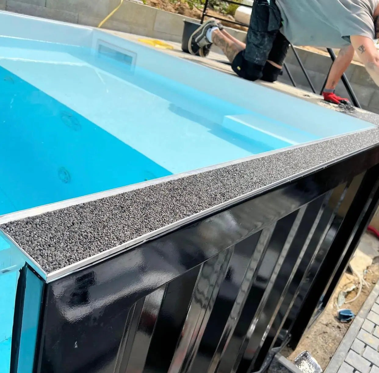 20 Ft Container Pool quantity