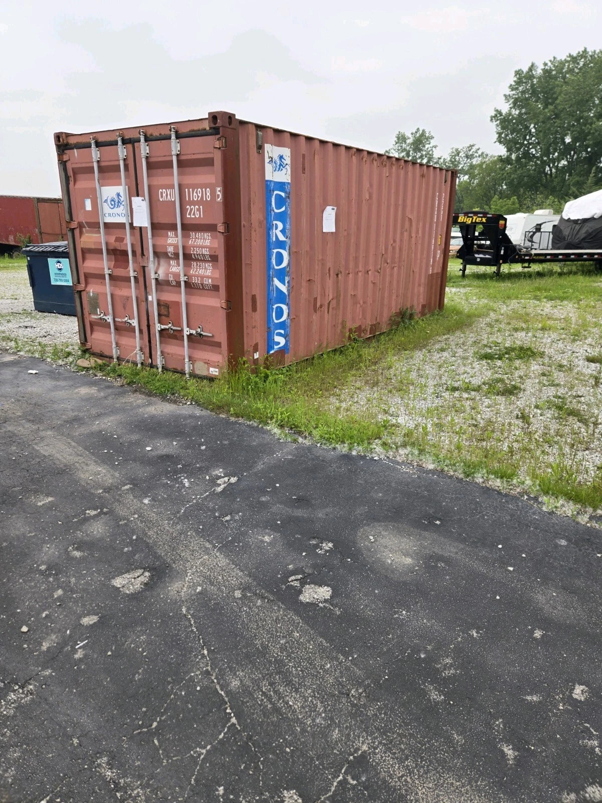 Durable and Affordable 20′ Storage Containers / Storage Pods
