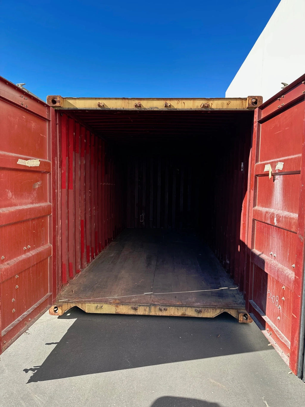 20ft Conex Shipping / Storage Container – Yellow/Gold – Priced to Sell!