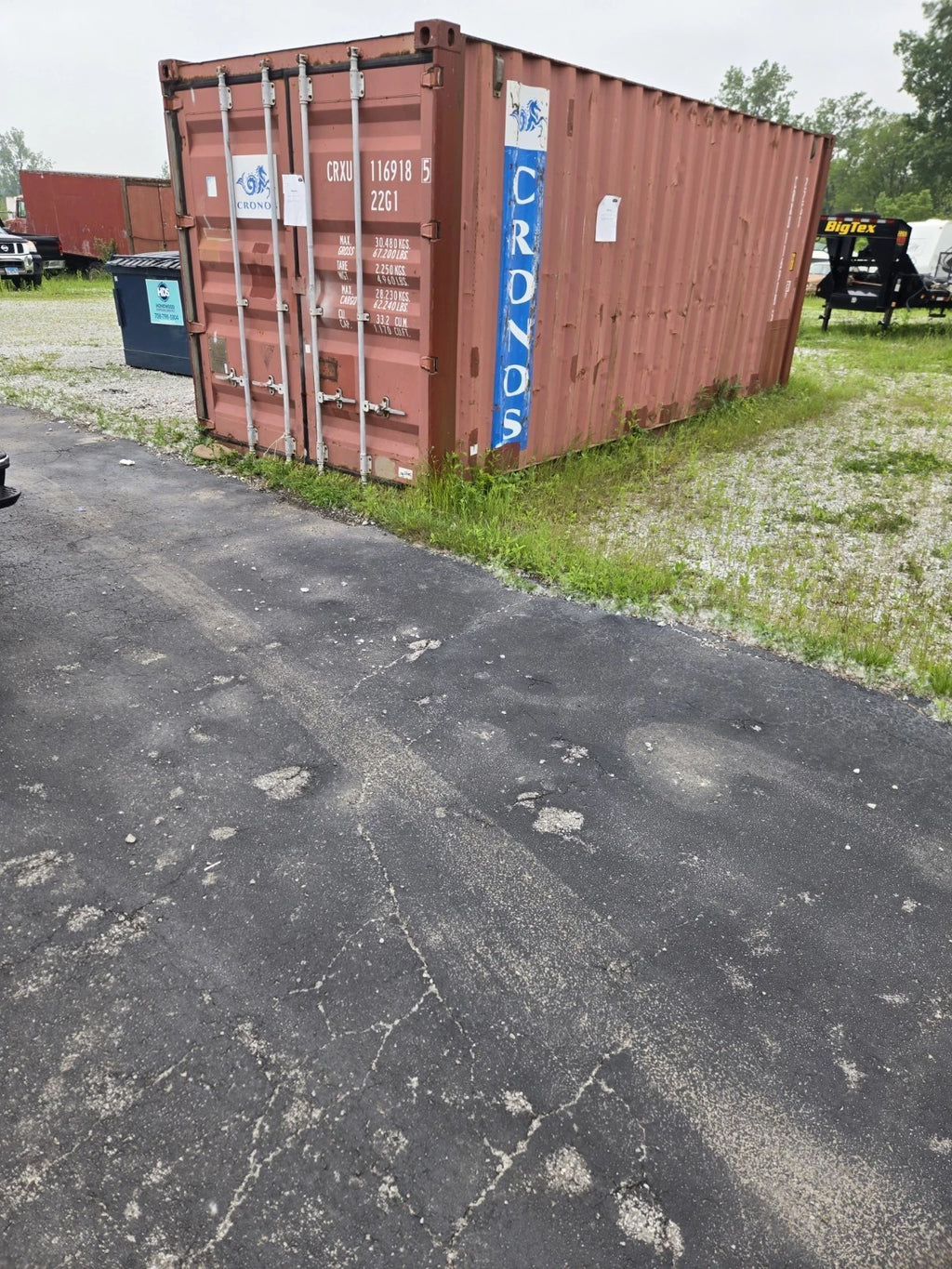 Durable and Affordable 20′ Storage Containers / Storage Pods