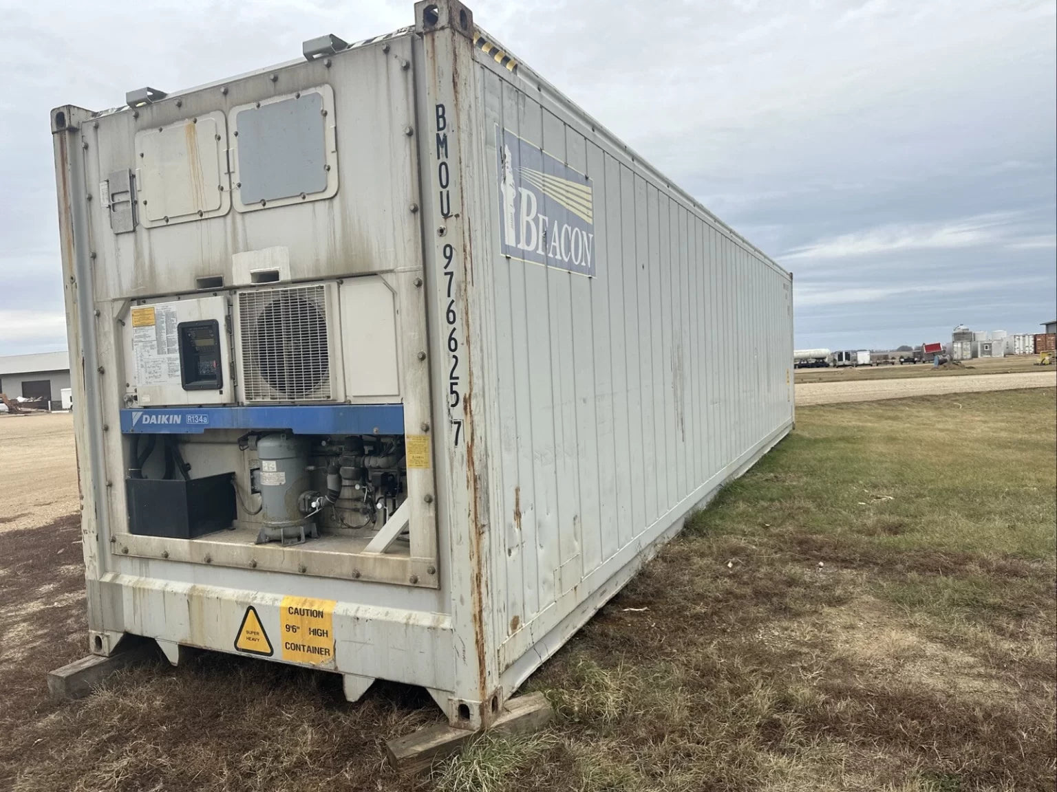 40ft Refrigerated Shipping Container – With Custom Side Door Access quantity