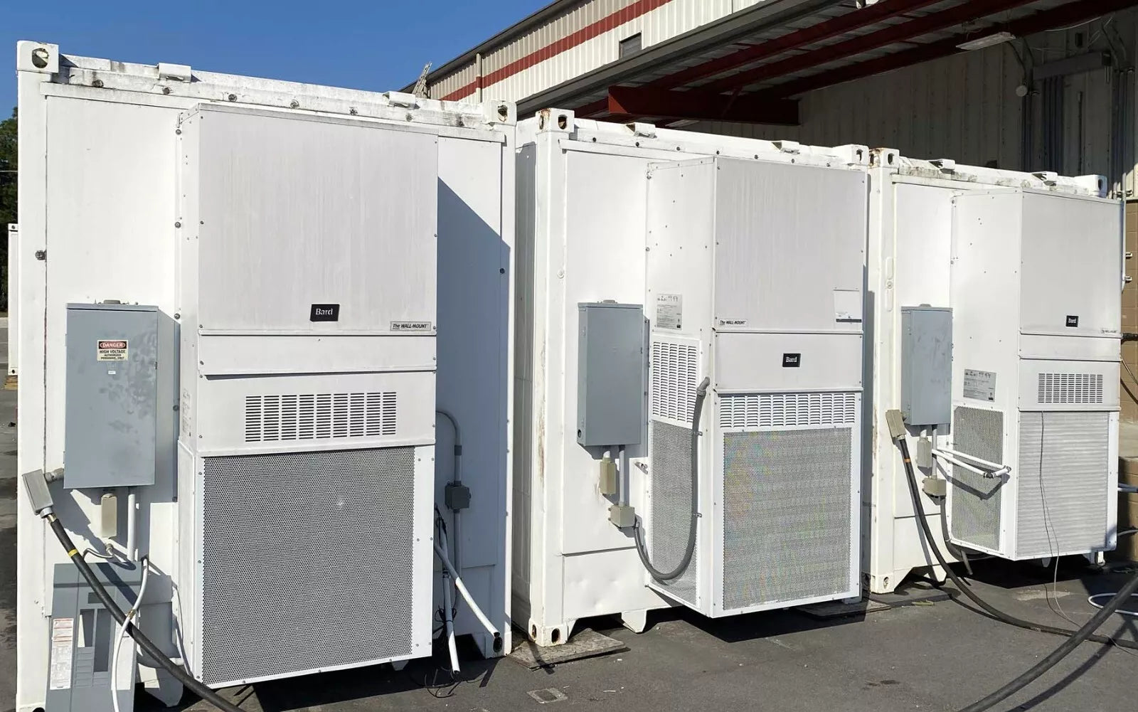 40 Foot High Cube Insulated Shipping Container with 5 Ton Bard HVAC