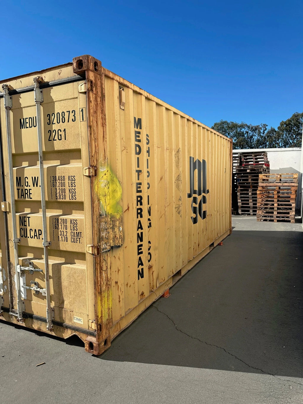 20ft Conex Shipping / Storage Container – Yellow/Gold – Priced to Sell!